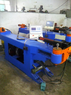 半自動彎管機與數控彎管機 制造商價格、圖片與選購指南